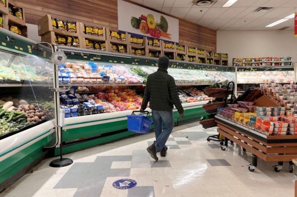 Inflation in Canada declines as fuel prices fall